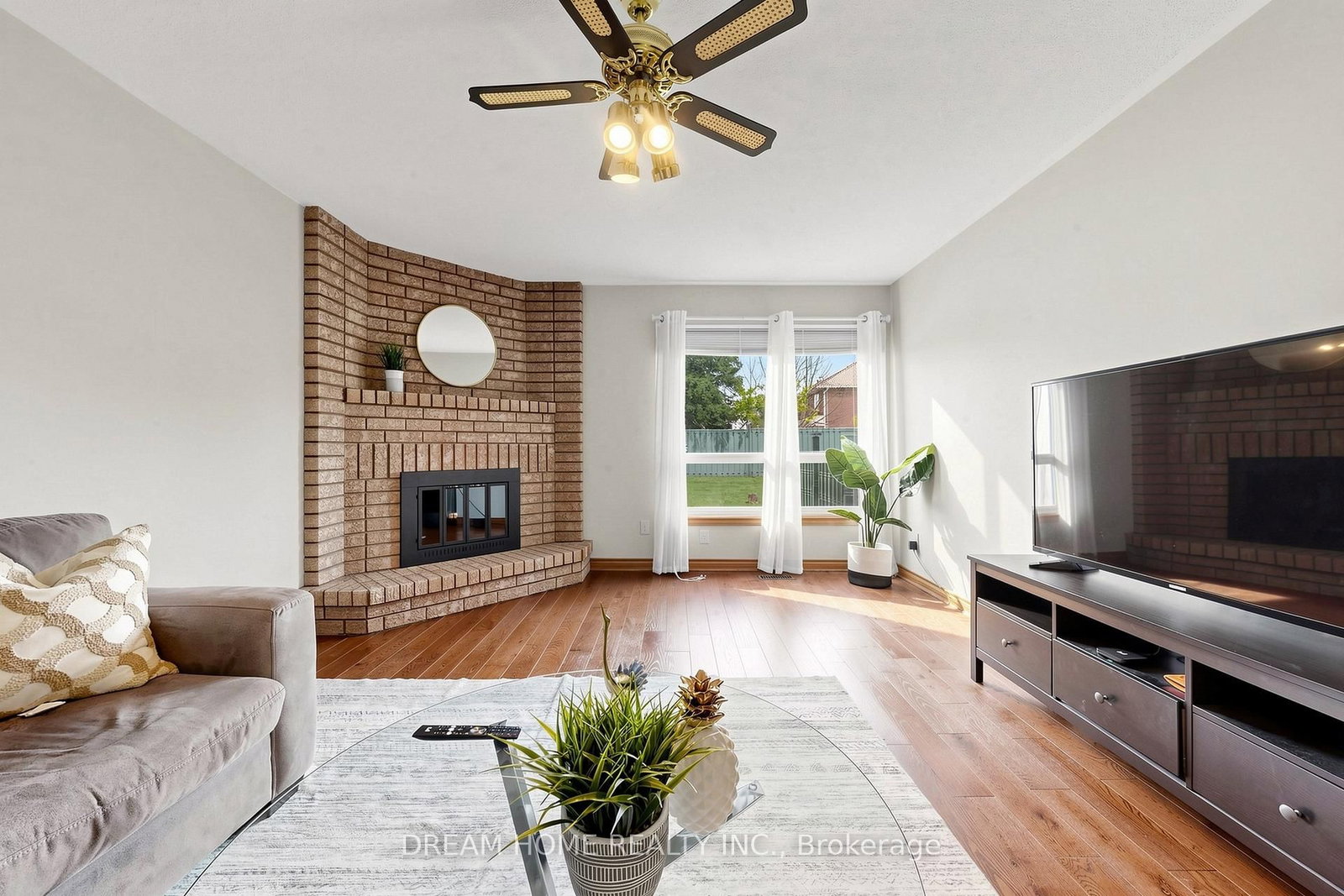 312 Valeria Boulevard • Vaughan, ON photo 9