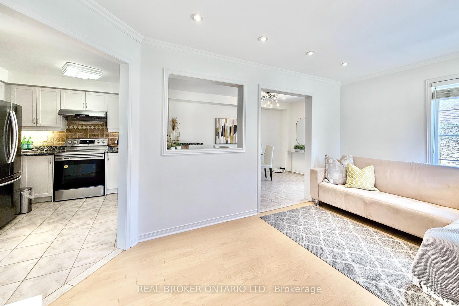 30 Little Angel Road • Markham, ON photo 10