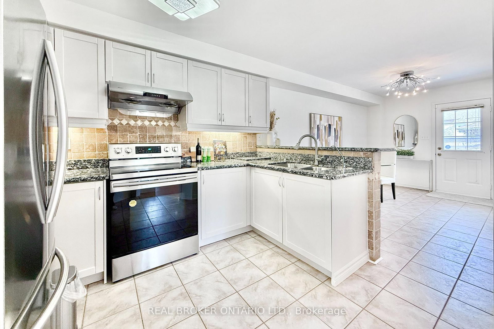 30 Little Angel Road • Markham, ON photo 12