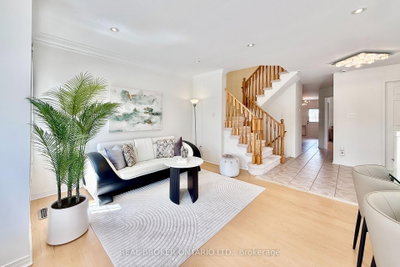30 Little Angel Road • Markham, ON photo 2