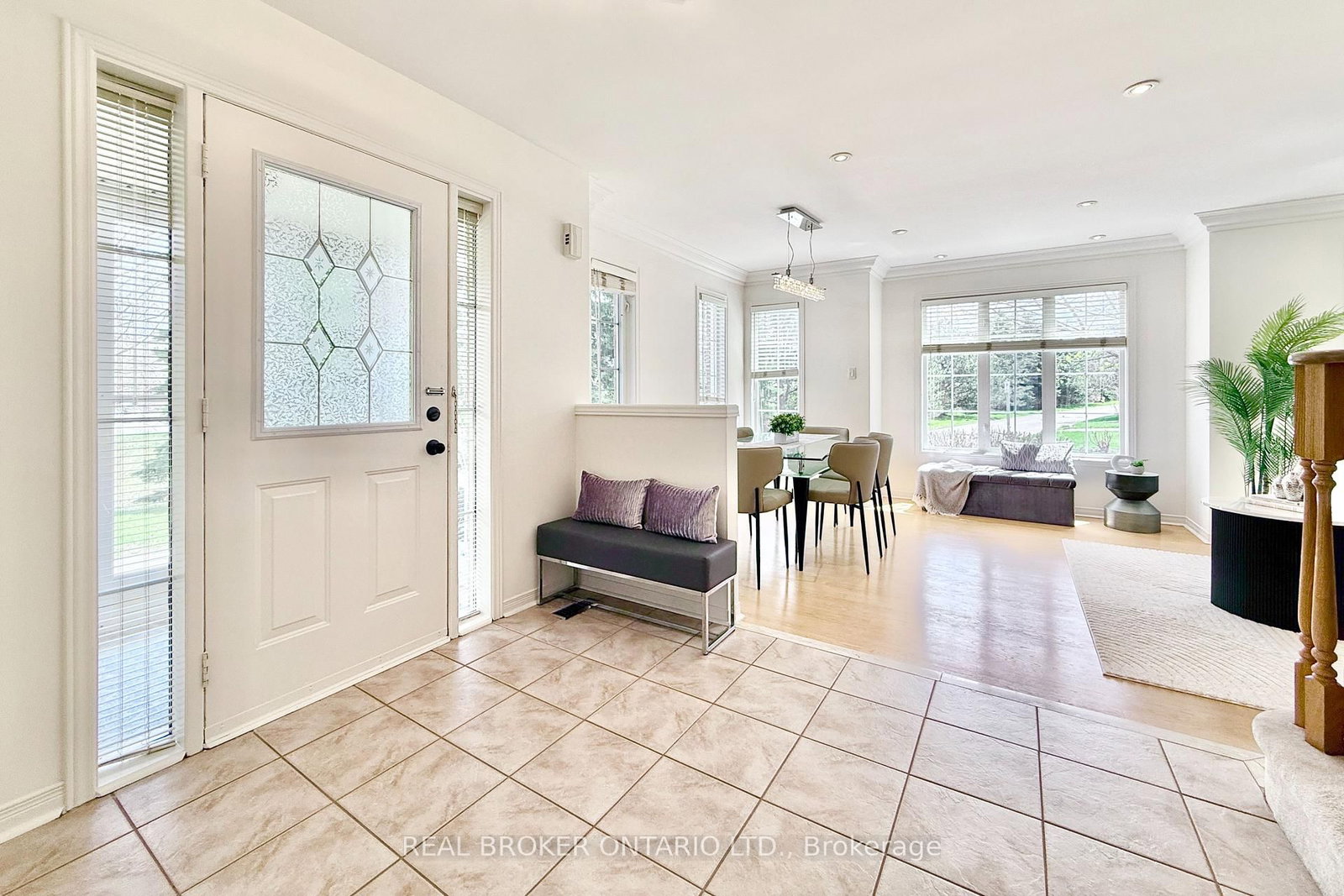 30 Little Angel Road • Markham, ON photo 6