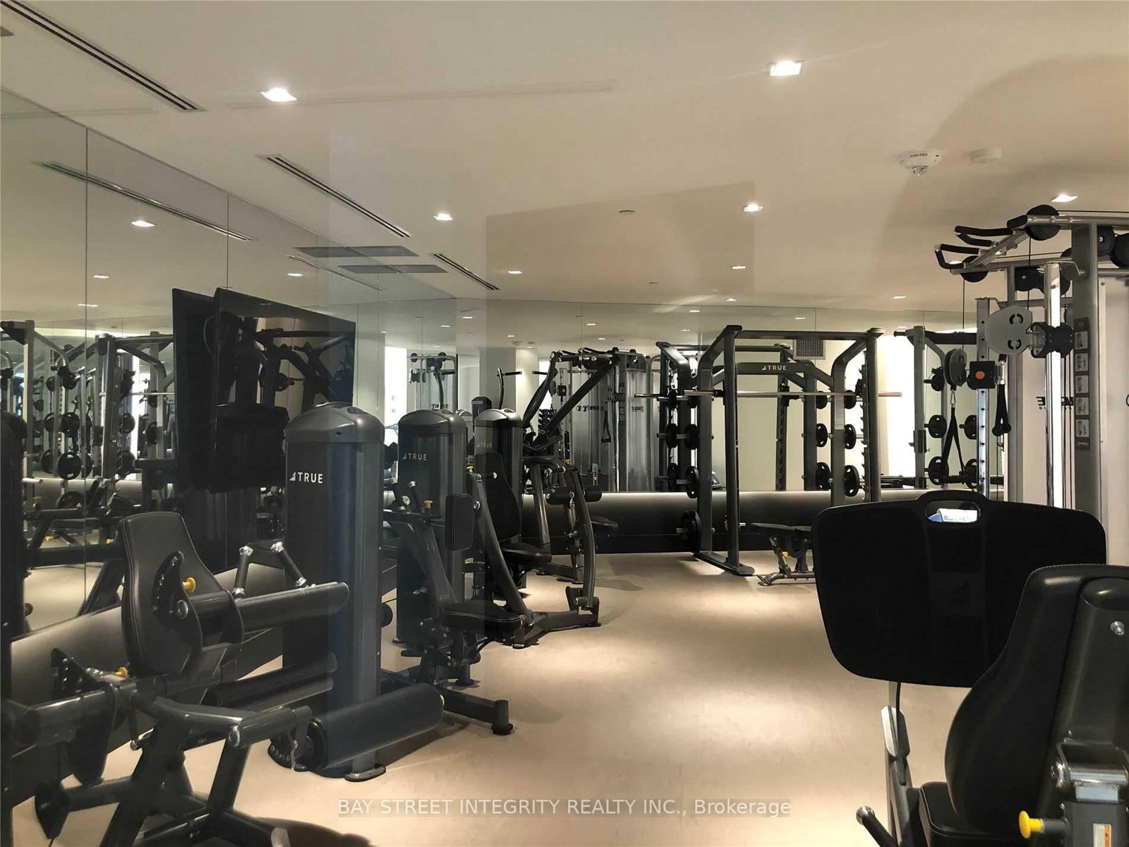 1606-2908 Highway 7 Rd, Vaughan, view 13