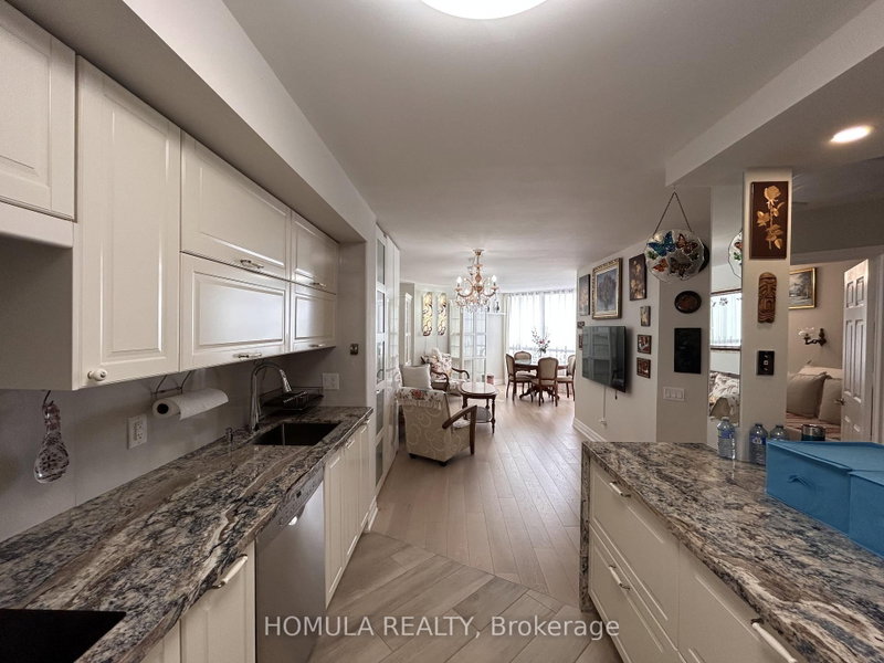 706 - 110 Promenade Circle