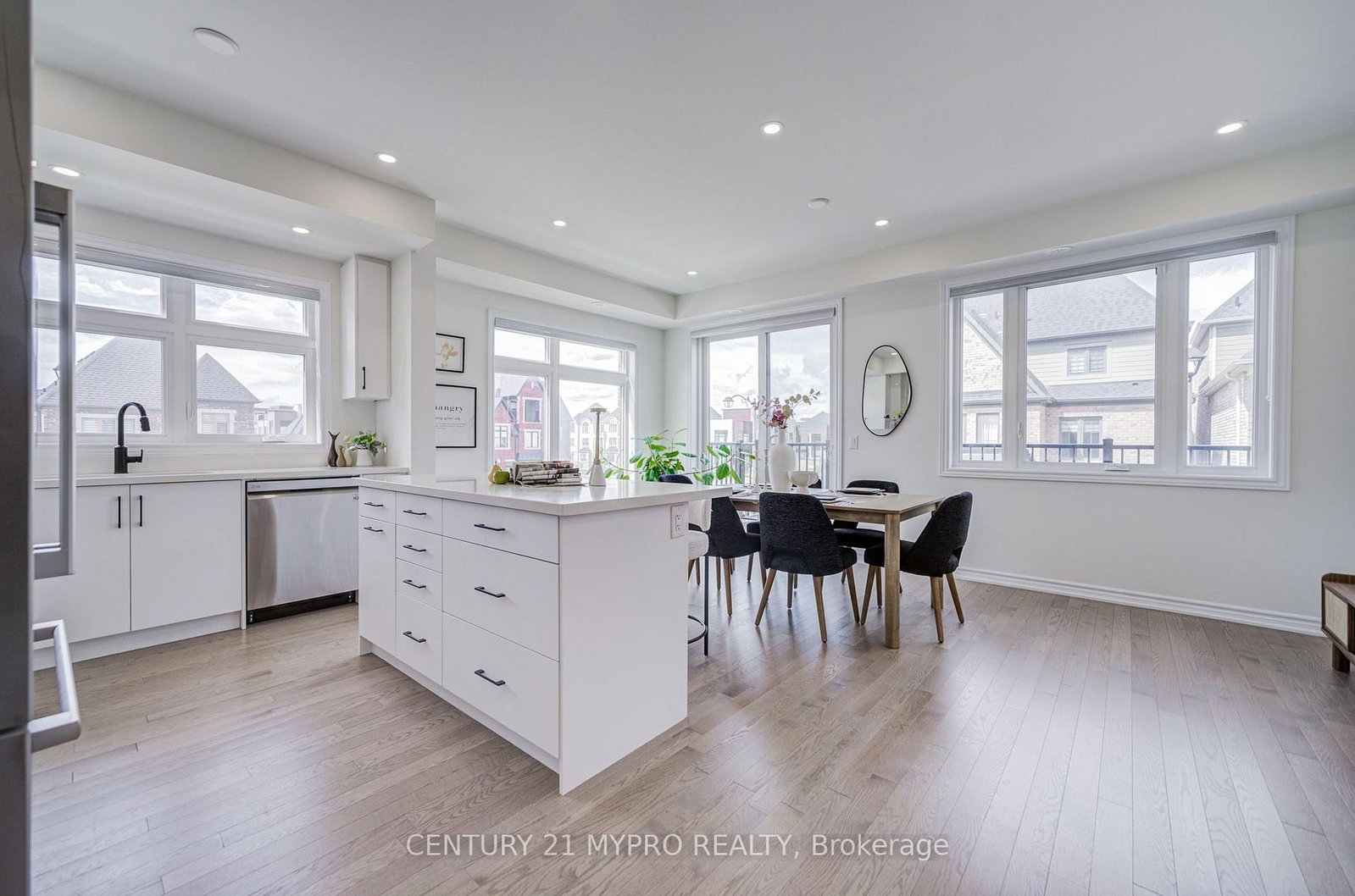 107 William Shearn Crescent • Markham, ON photo 15