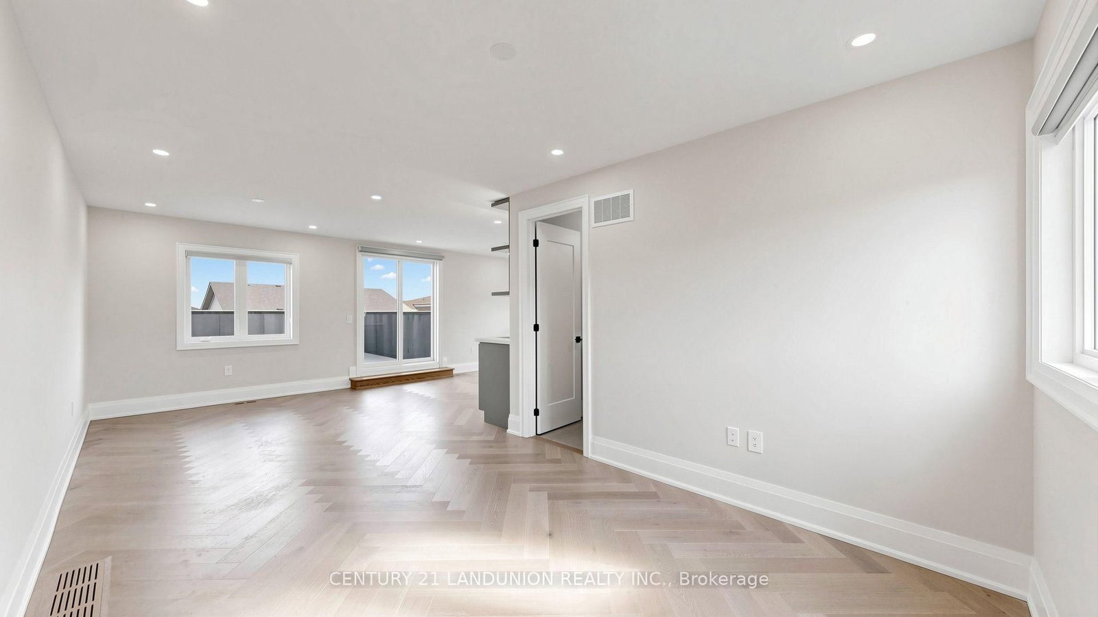 51 Meteorite Street • Richmond Hill, ON photo 34
