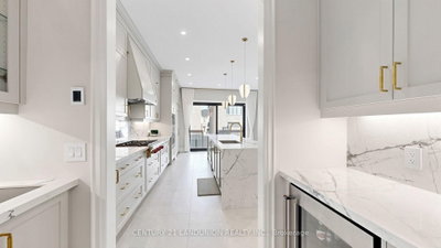 51 Meteorite Street • Richmond Hill, ON photo 8