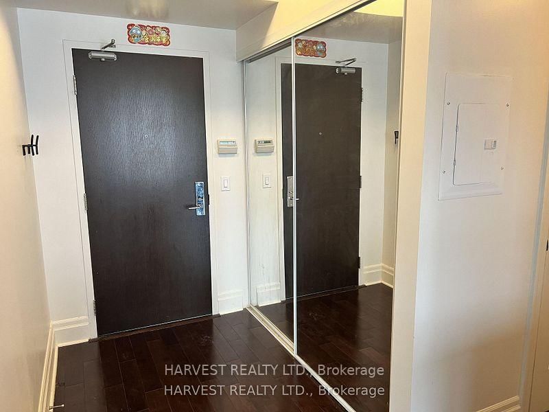 21 Upper Duke Crescent • #609 • Markham, ON photo 4