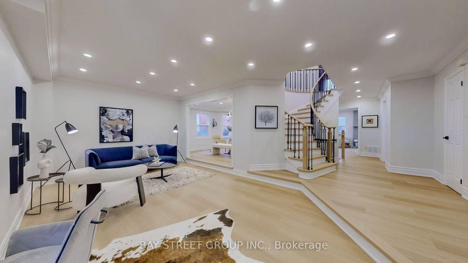 31 Cavalry Trail • Markham, ON photo 9