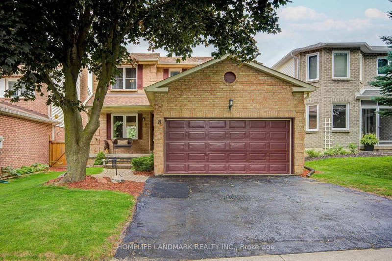 8 Closs Square