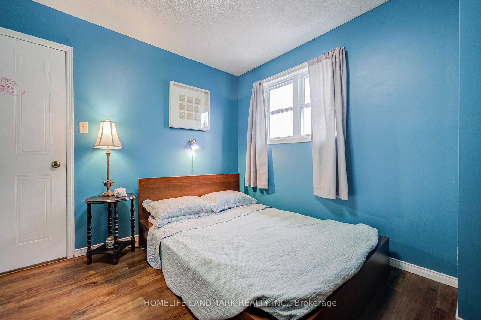 8 Closs Square • Aurora, ON photo 9