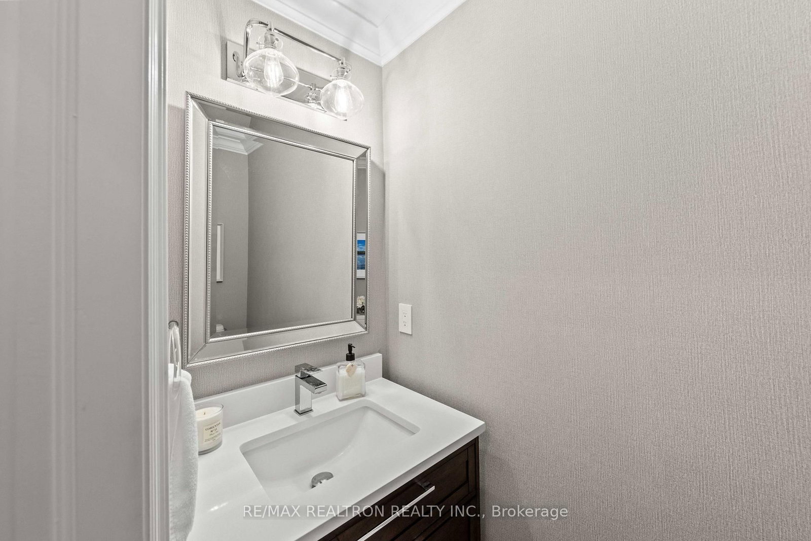 50 Stone Palace Way • Vaughan, ON photo 18