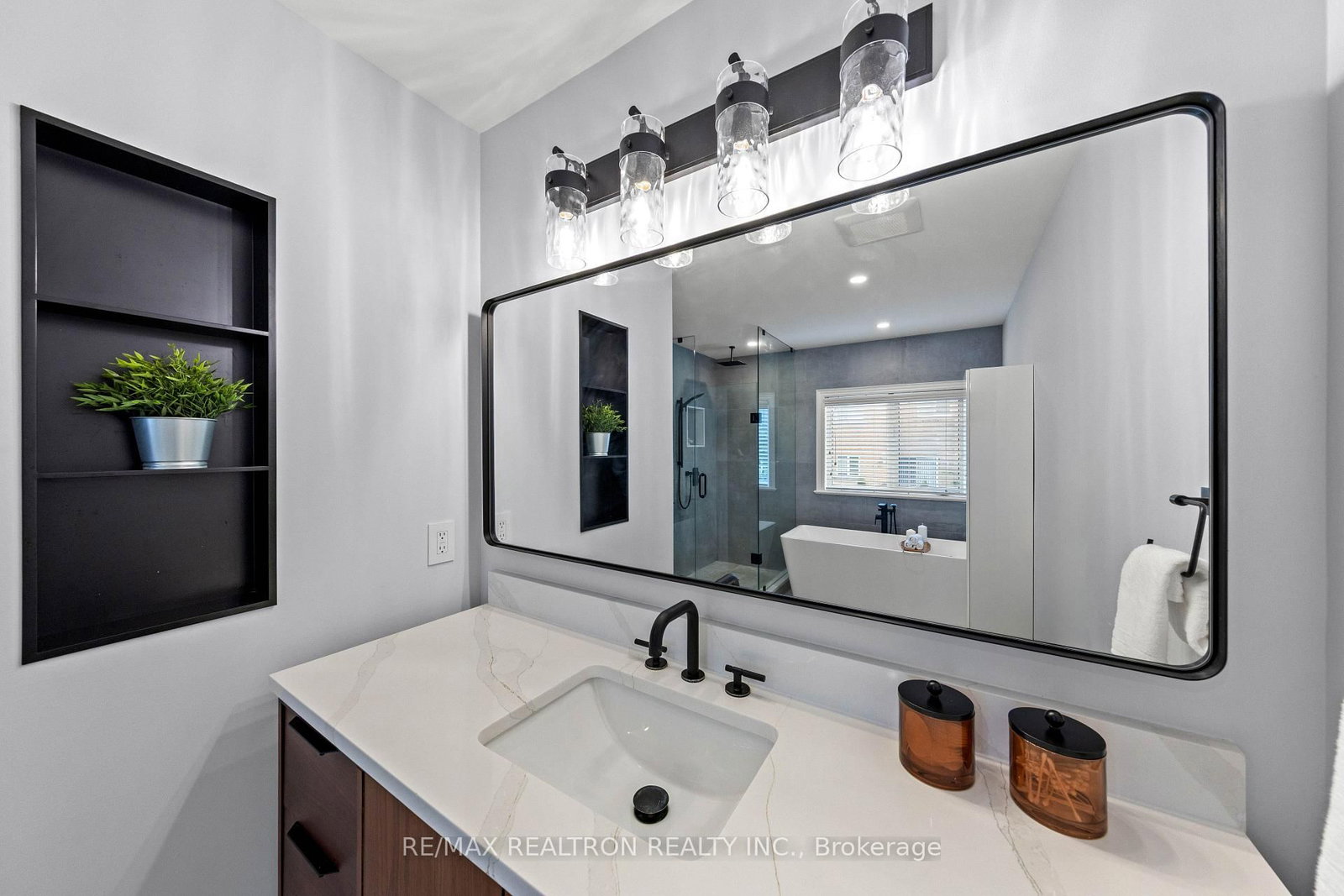 50 Stone Palace Way • Vaughan, ON photo 25