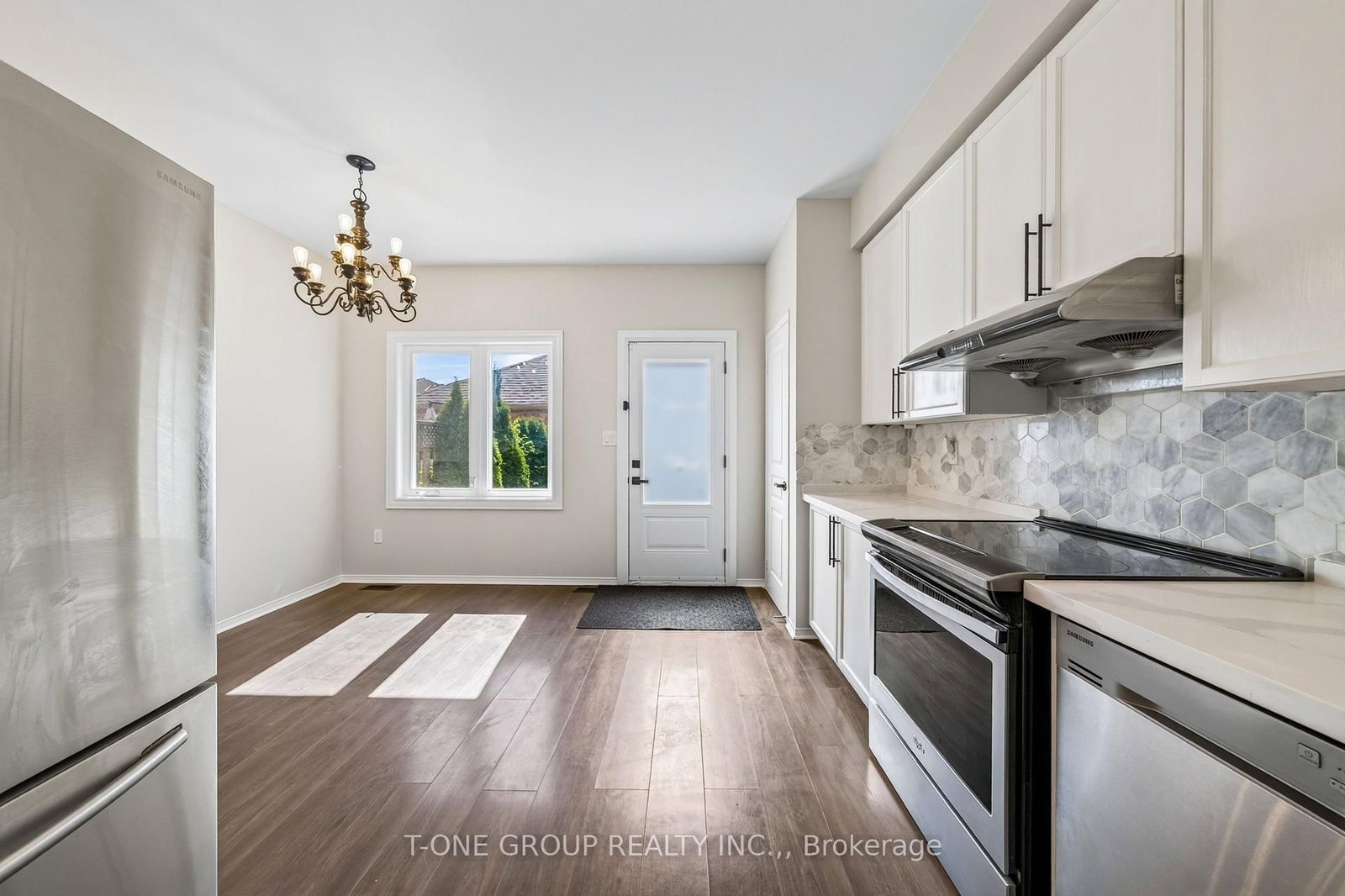 55 Rainbow Valley Crescent • Markham, ON photo 9