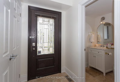 68 Carron Avenue • Vaughan, ON photo 2