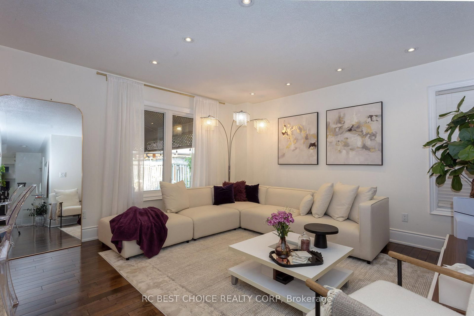 68 Carron Avenue • Vaughan, ON photo 4
