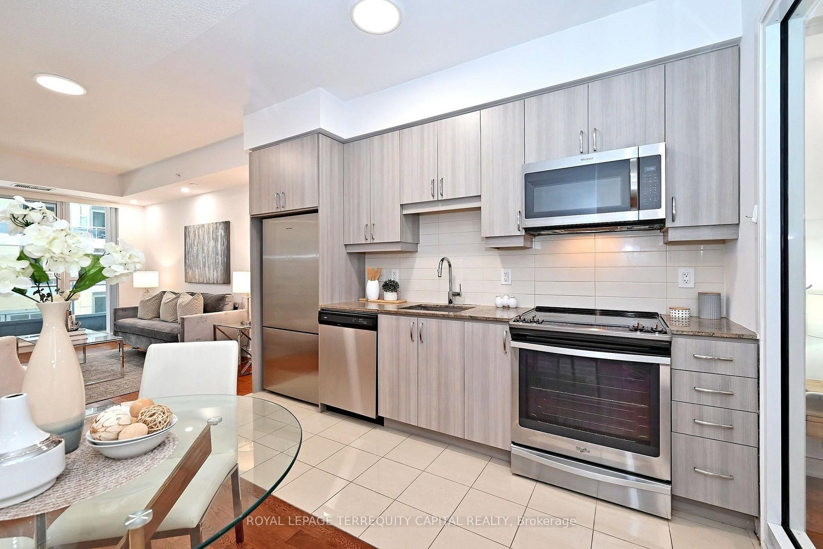 9199 Yonge Street • #306 • Richmond Hill, ON photo 16