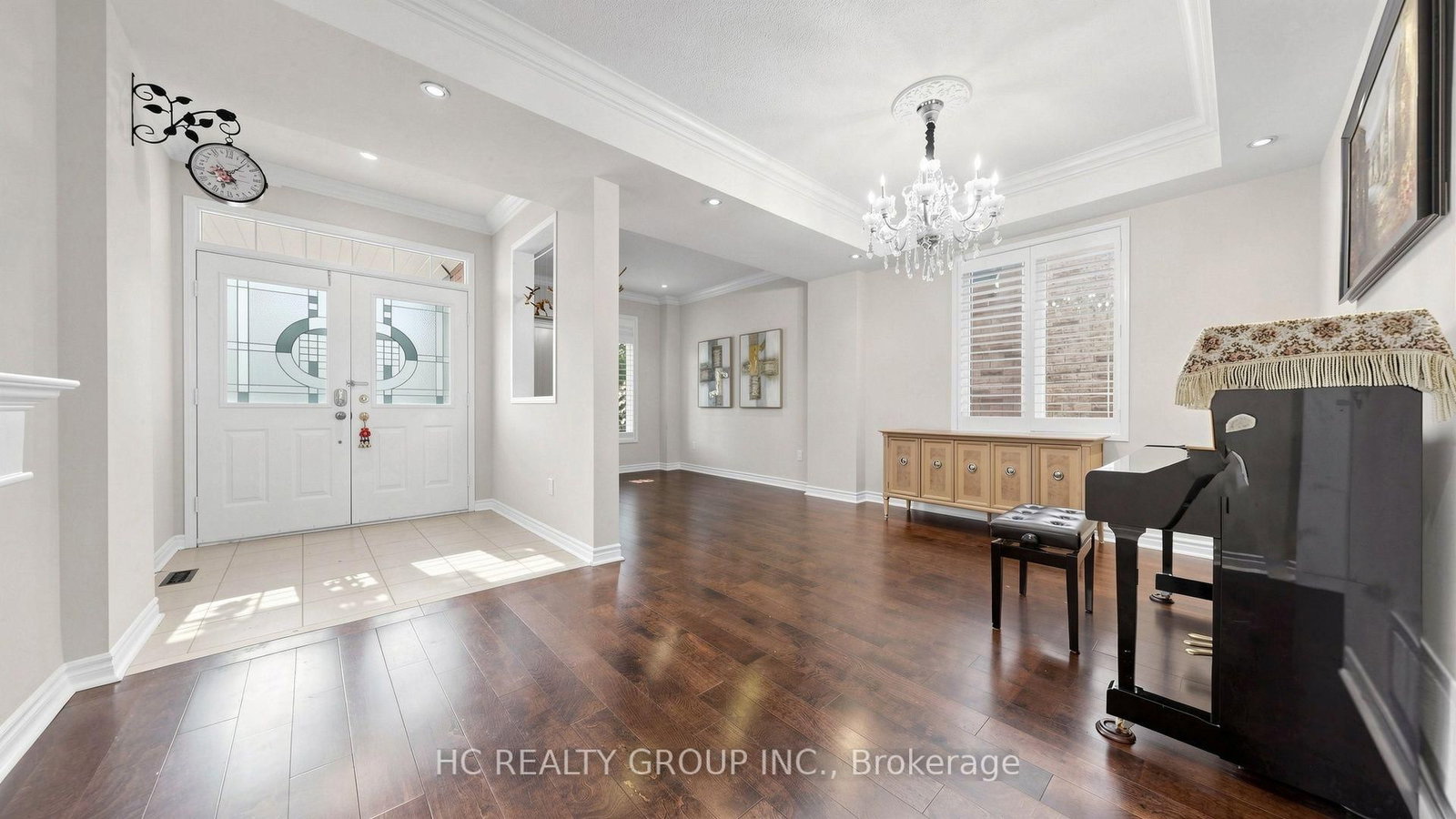 232 Stonebridge Drive • Markham, ON photo 2