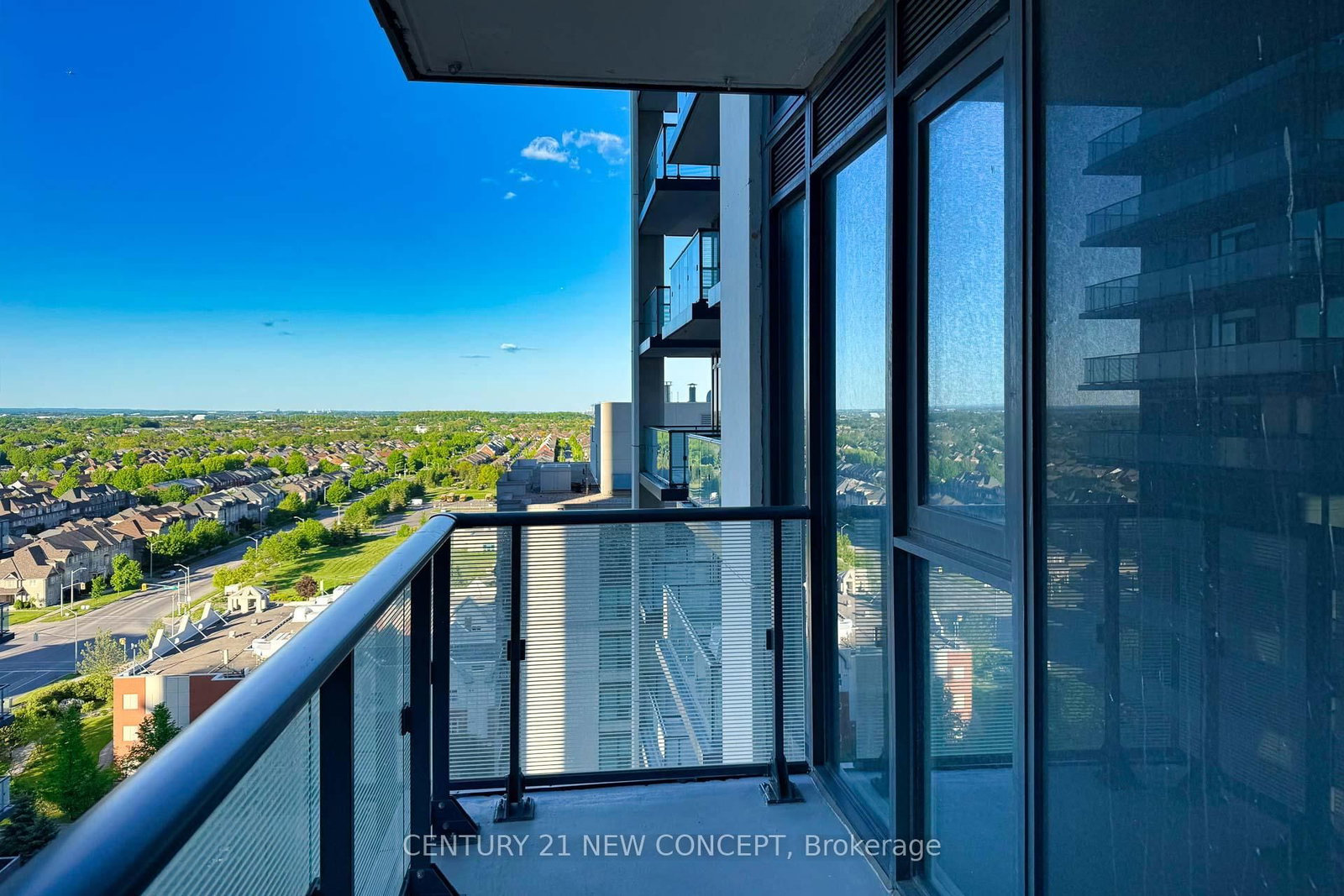 105 Oneida Crescent • #1403 • Richmond Hill, ON photo 34