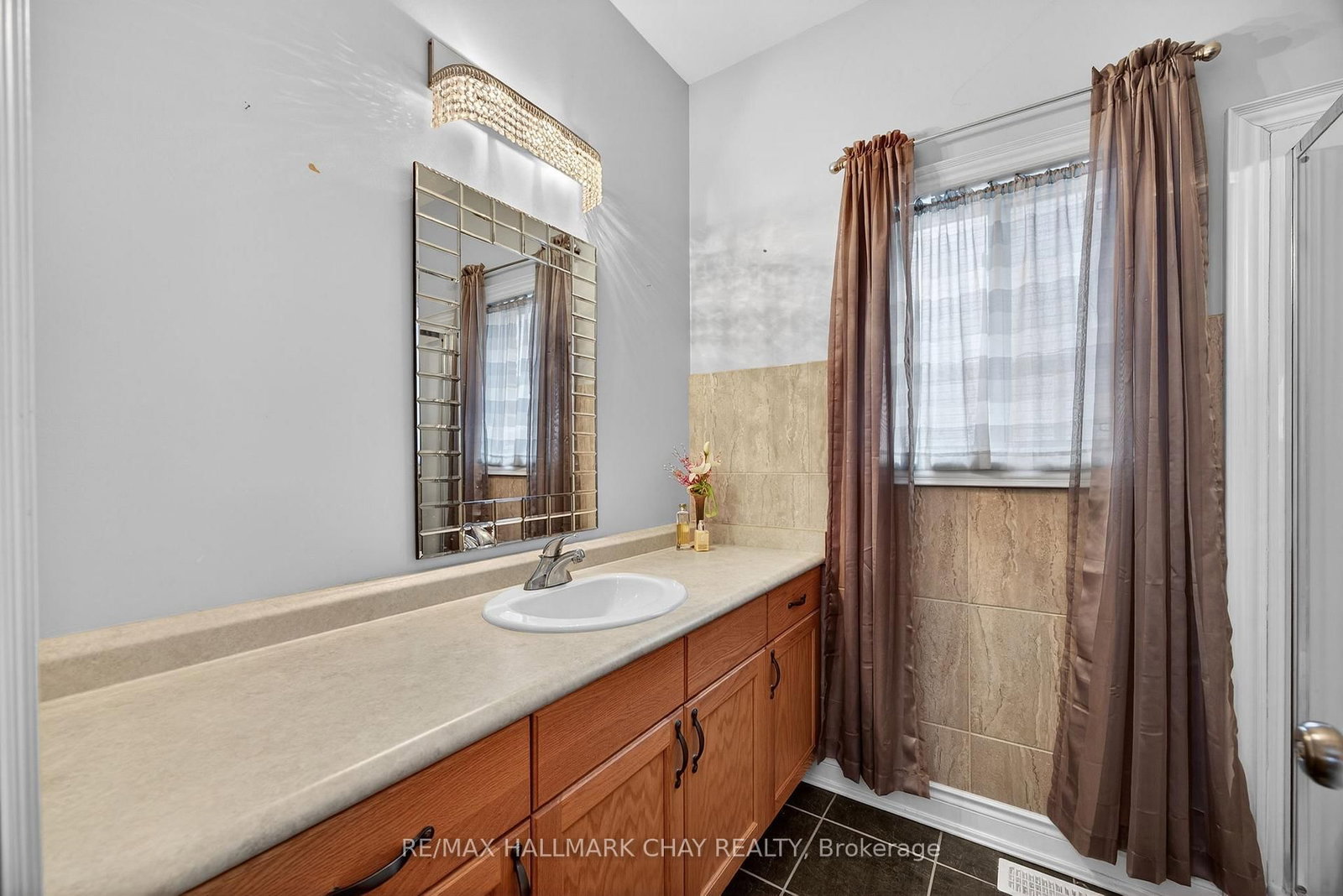 60 Brownley Lane • Essa, ON photo 24