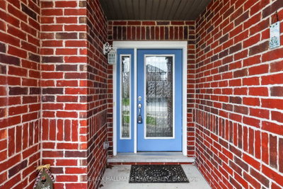 60 Brownley Lane • Essa, ON photo 4