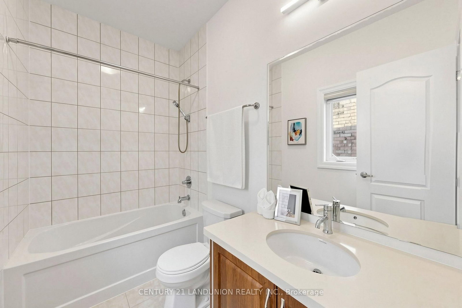 211 Touch Gold Crescent • Aurora, ON photo 40