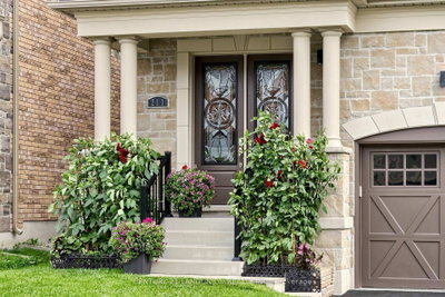 211 Touch Gold Crescent • Aurora, ON photo 5