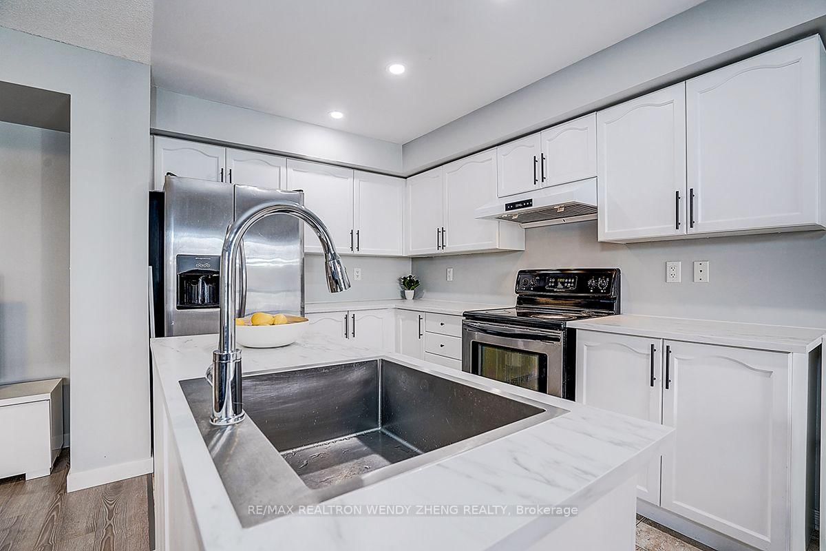 88 Louisbourg Way • Markham, ON photo 13