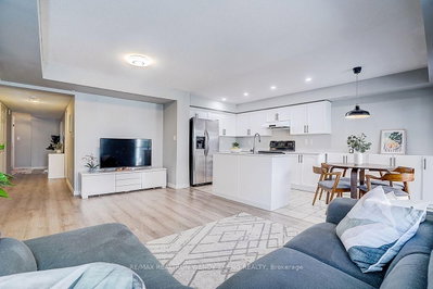 88 Louisbourg Way • Markham, ON photo 9