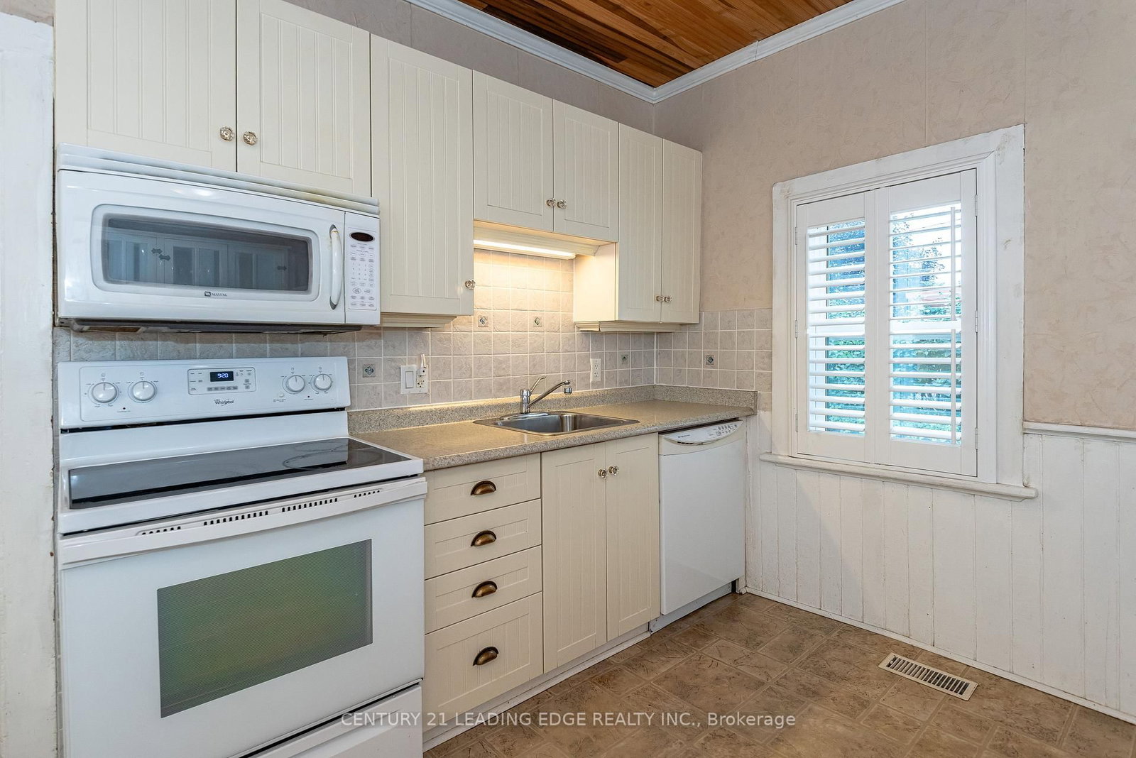 62 North Street • Georgina, ON photo 9