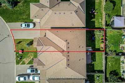 3 Chao Crescent • Richmond Hill, ON photo 4