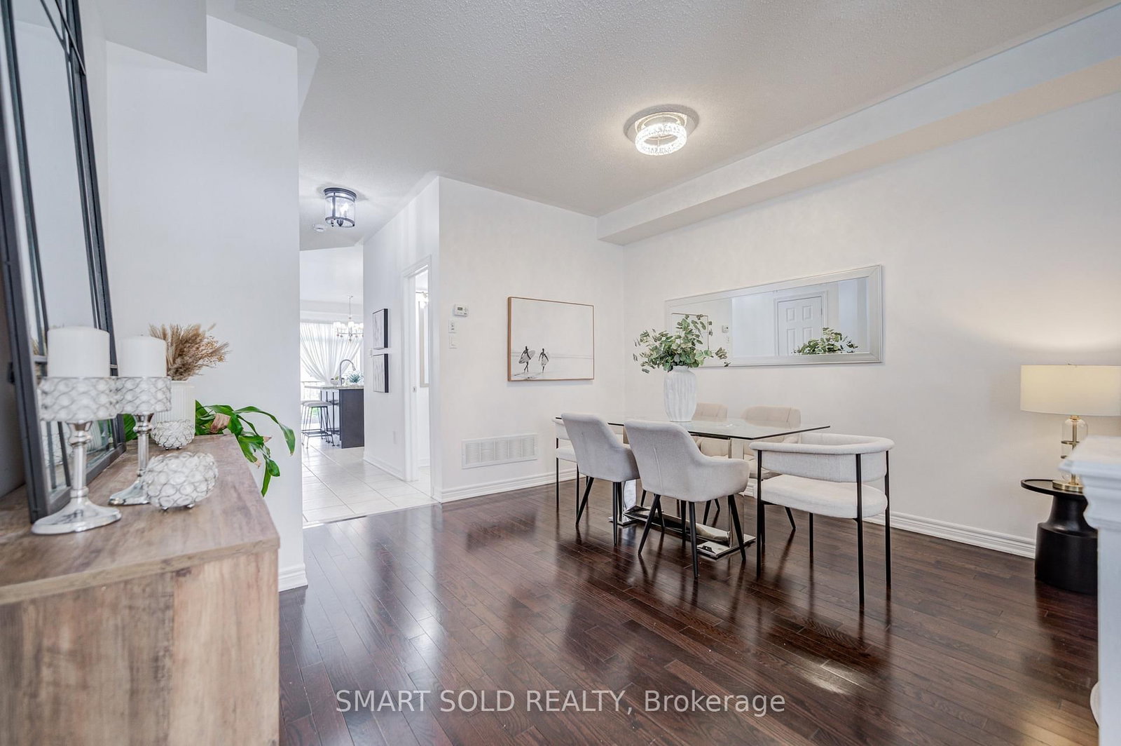 3 Chao Crescent • Richmond Hill, ON photo 9
