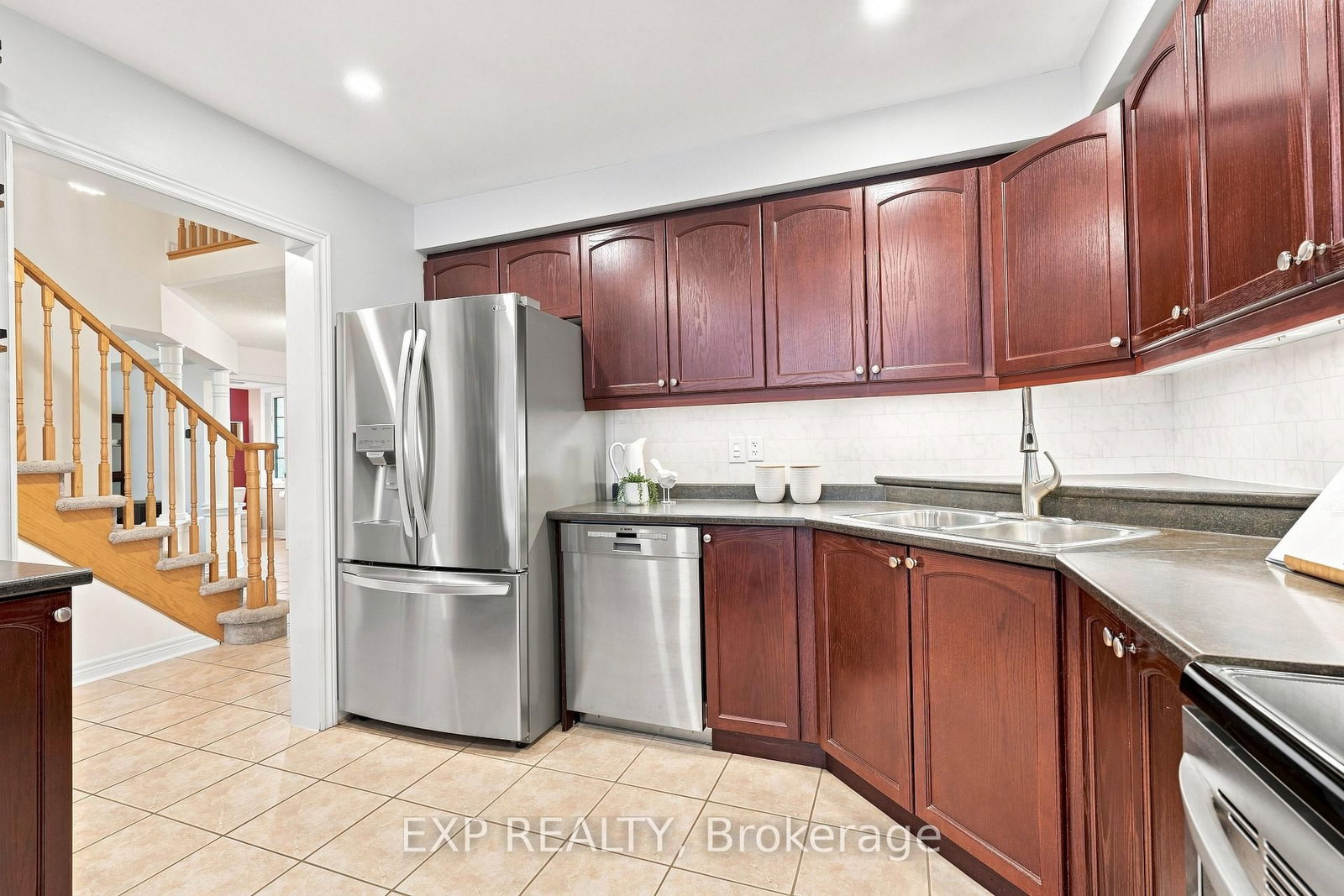 70 Thornlodge Drive • Georgina, ON photo 14