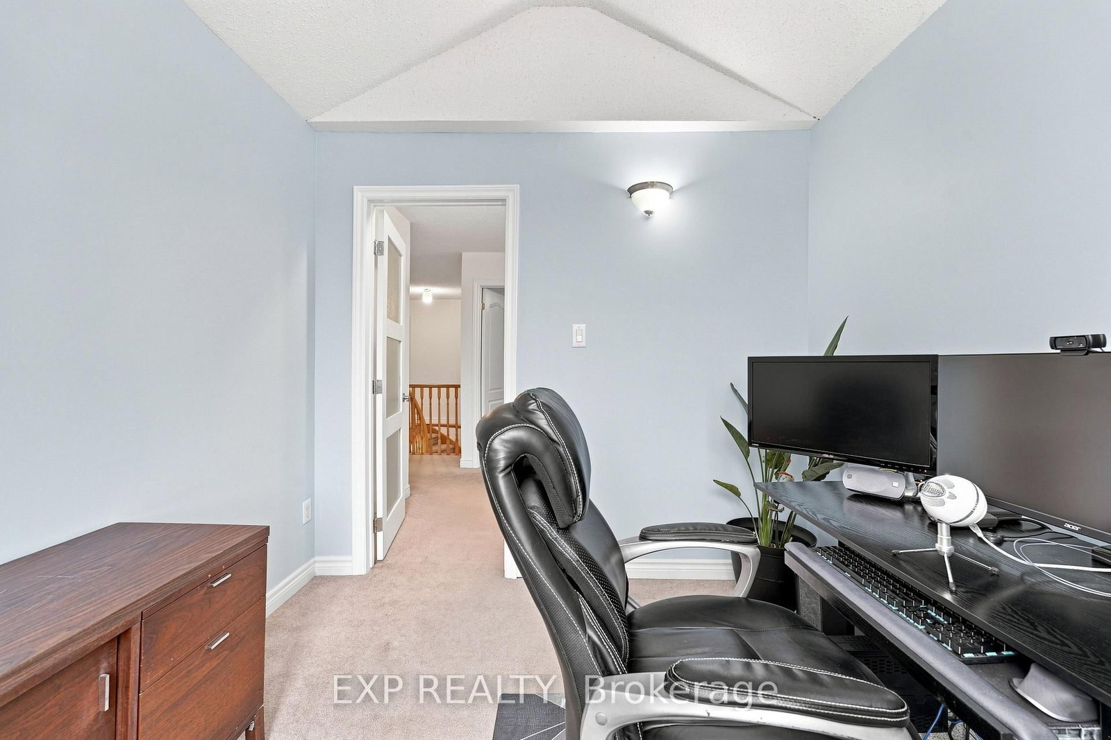 70 Thornlodge Drive • Georgina, ON photo 29