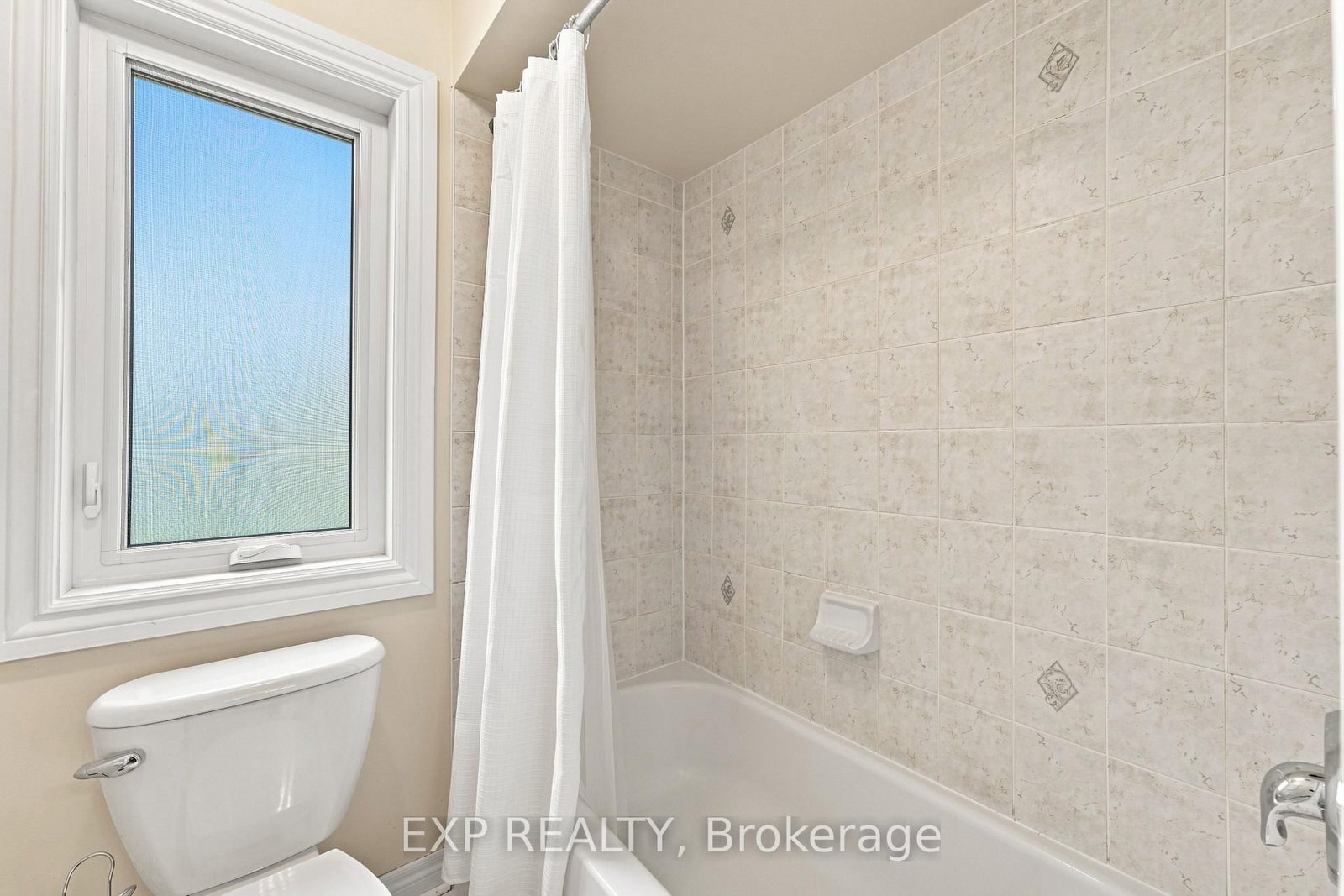 70 Thornlodge Drive • Georgina, ON photo 31