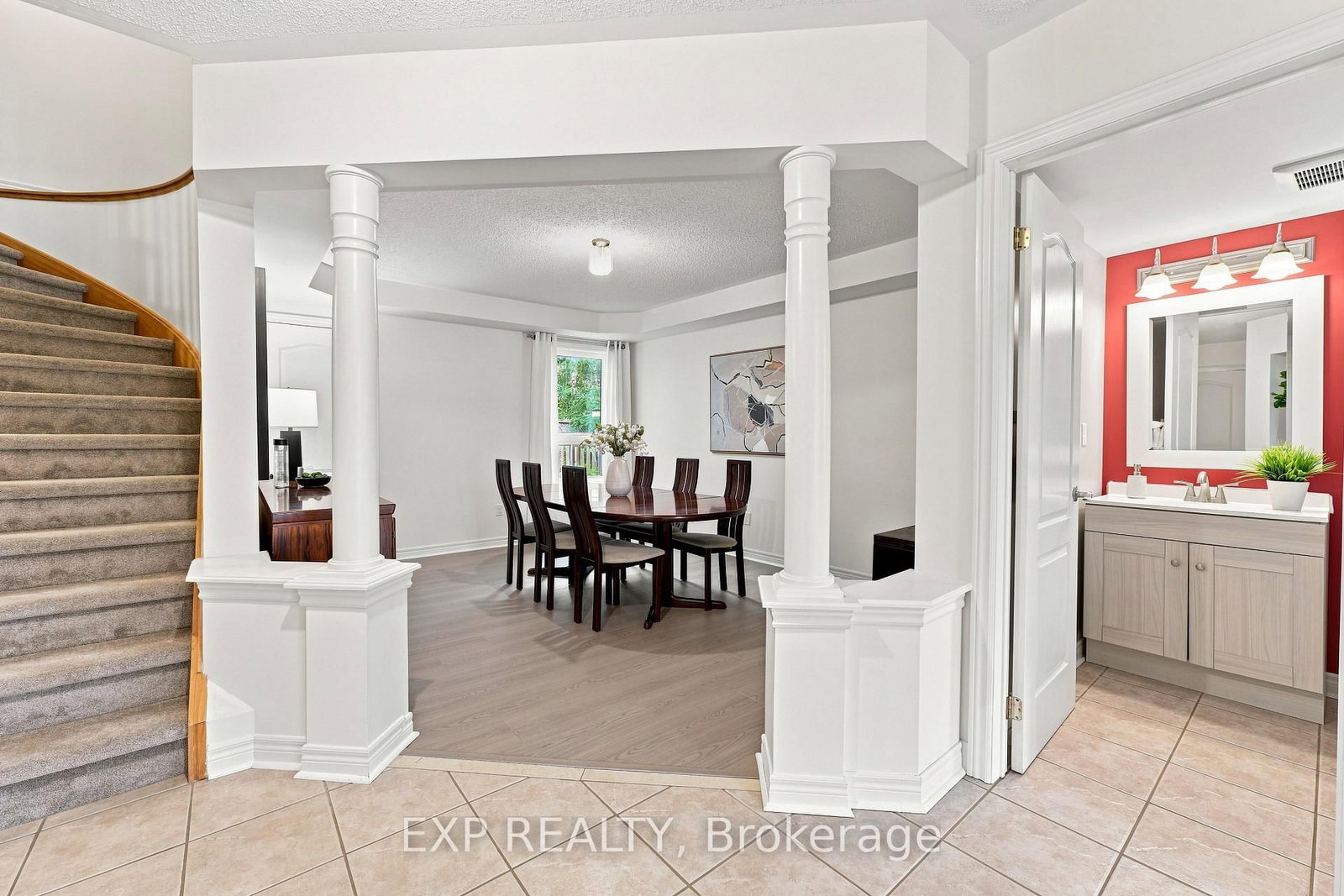 70 Thornlodge Drive • Georgina, ON photo 4