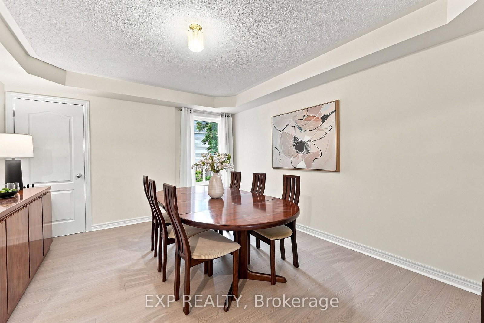70 Thornlodge Drive • Georgina, ON photo 5