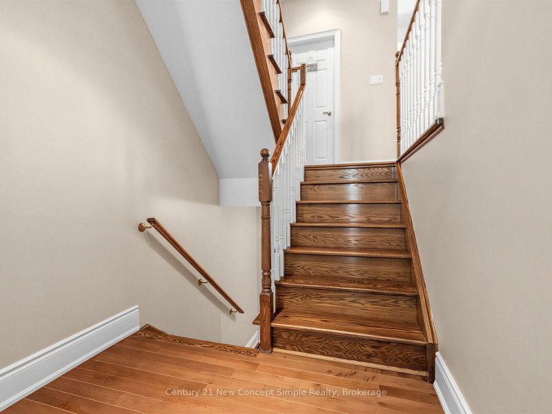 161 Townsgate Dr photo 5