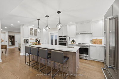 112 Jackman Crescent • Vaughan, ON photo 8