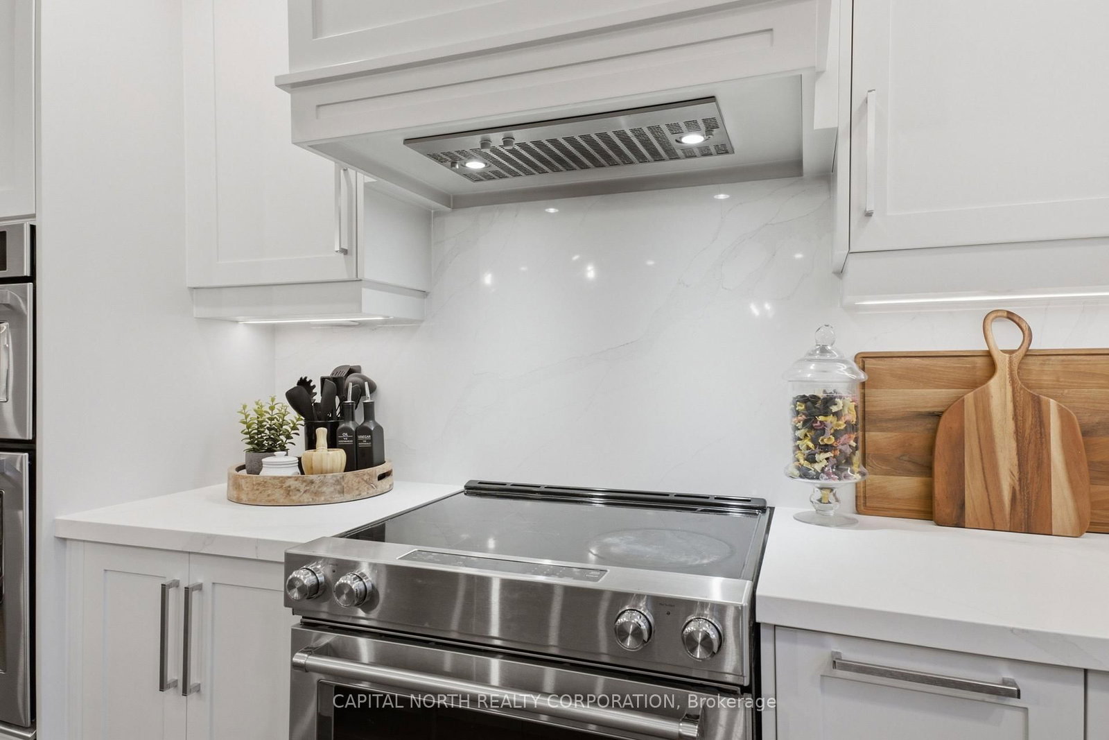 112 Jackman Crescent • Vaughan, ON photo 9