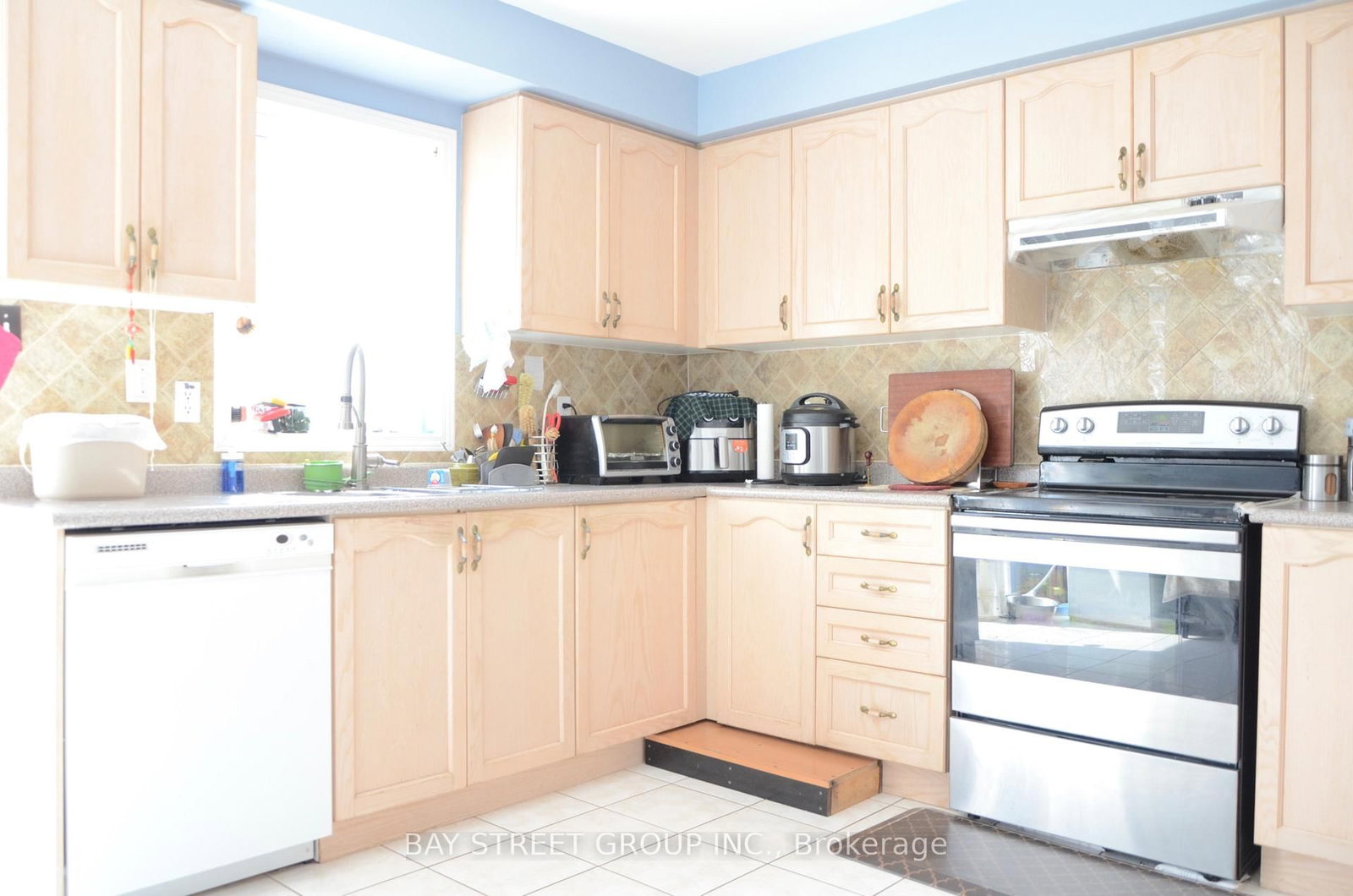 81 Maple Sugar Lane, Vaughan 2