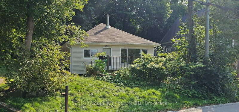 5895 Lakeshore Road
