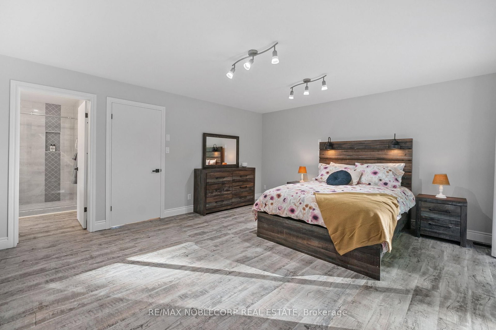 3914 Rosemary Lane • Innisfil, ON photo 9