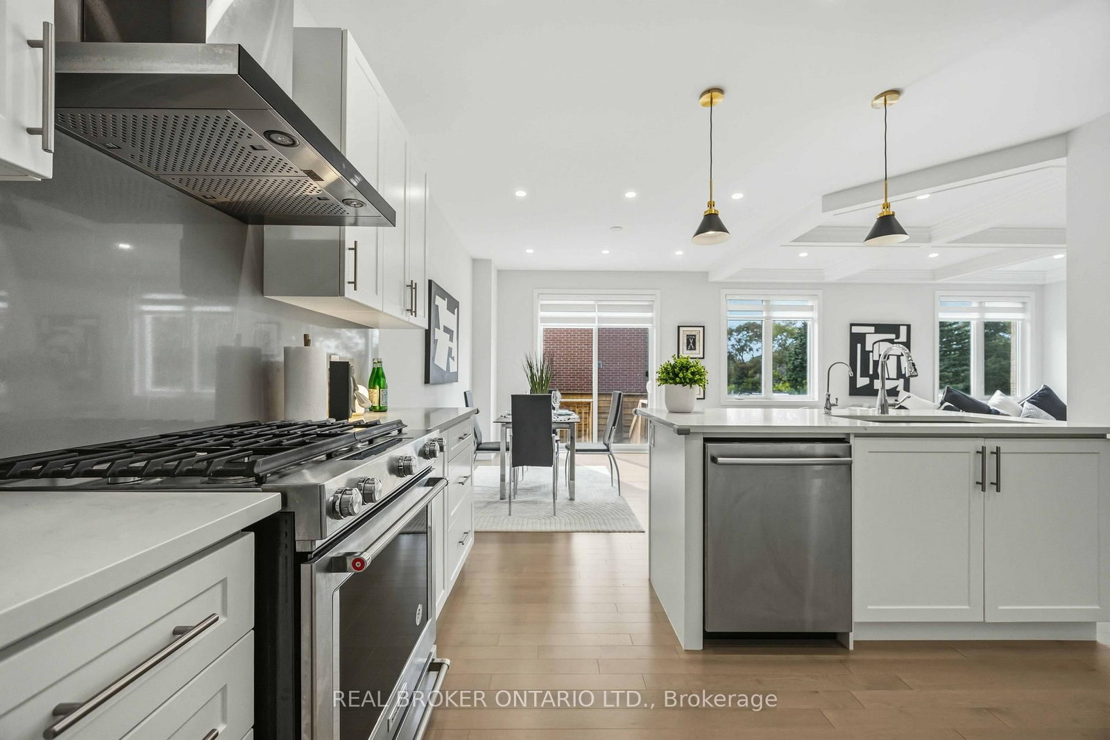 12 Seedling Crescent • Whitchurch-Stouffville, ON photo 16
