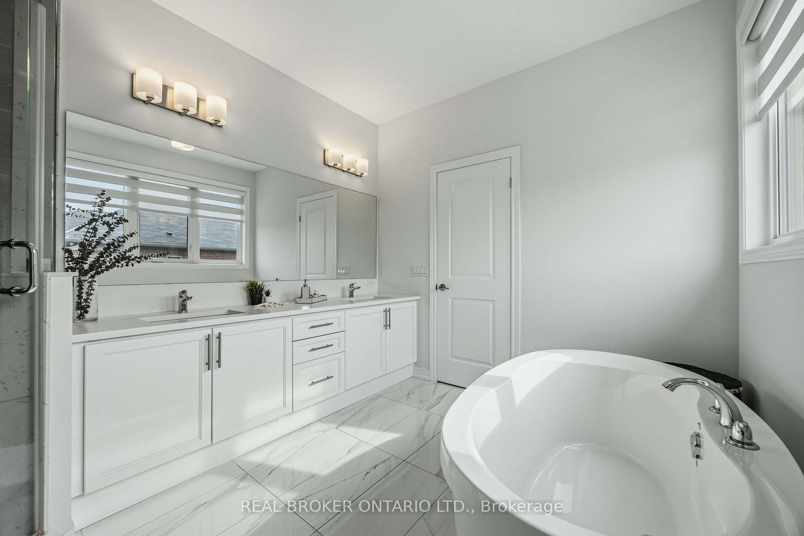 12 Seedling Crescent • Whitchurch-Stouffville, ON photo 23