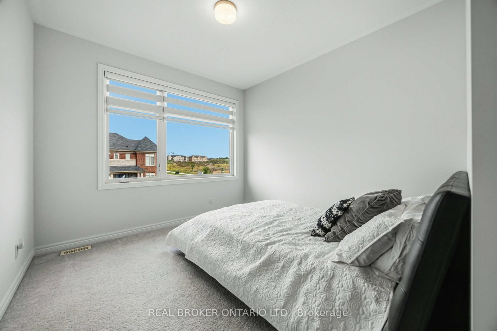 12 Seedling Crescent • Whitchurch-Stouffville, ON photo 28