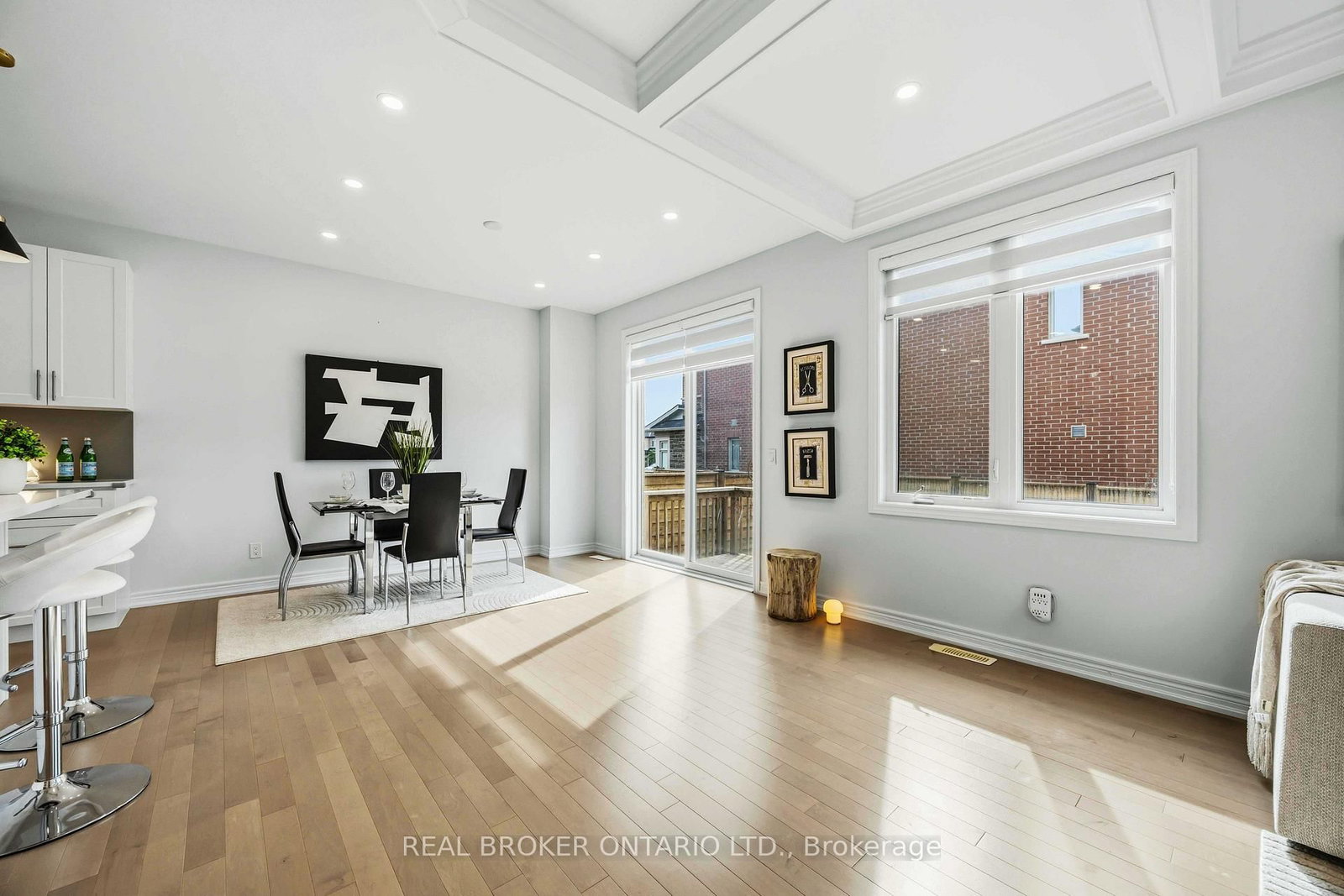 12 Seedling Crescent • Whitchurch-Stouffville, ON photo 9