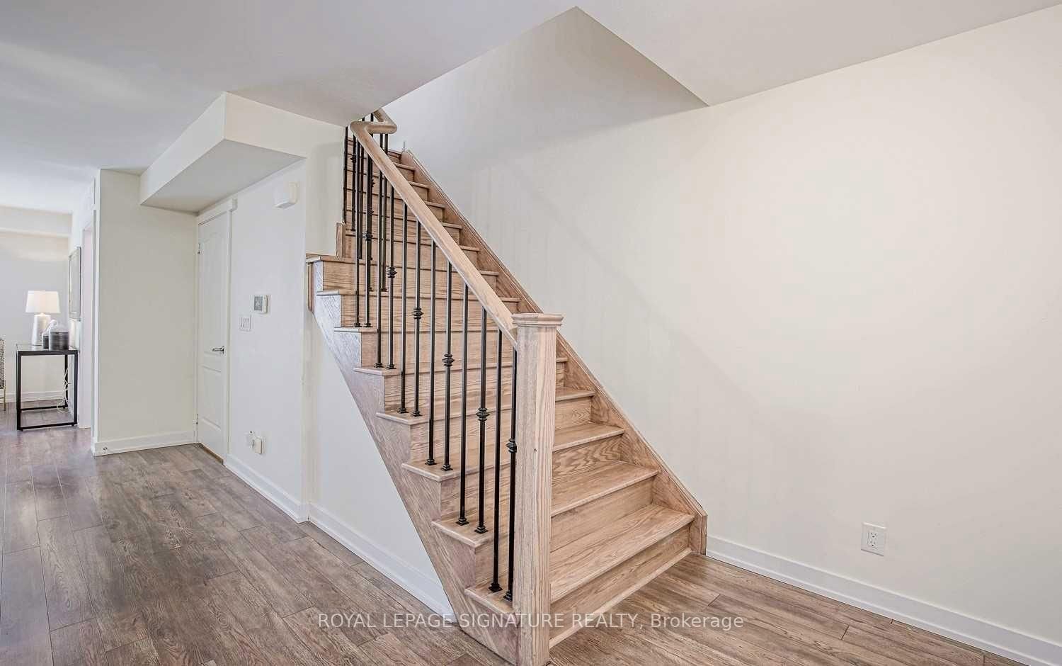 65 Lindcrest Manor • #1110 • Markham, ON photo 14