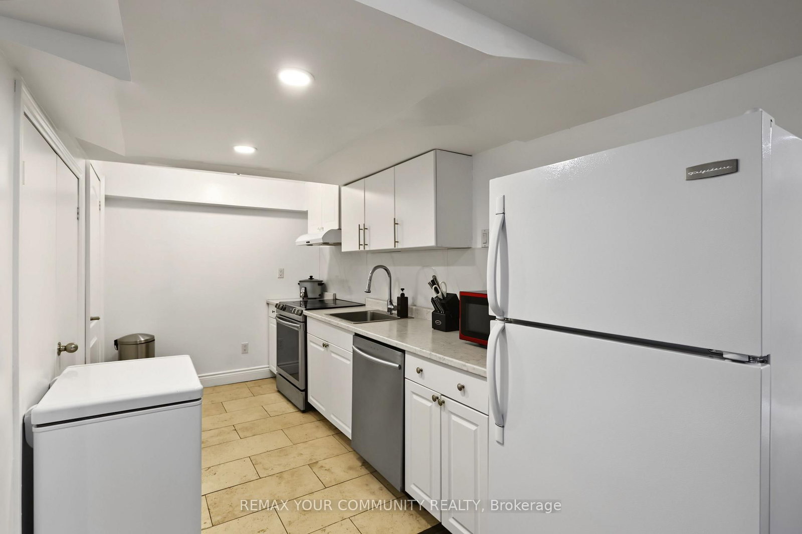 21 English Oak Drive • Richmond Hill, ON photo 20