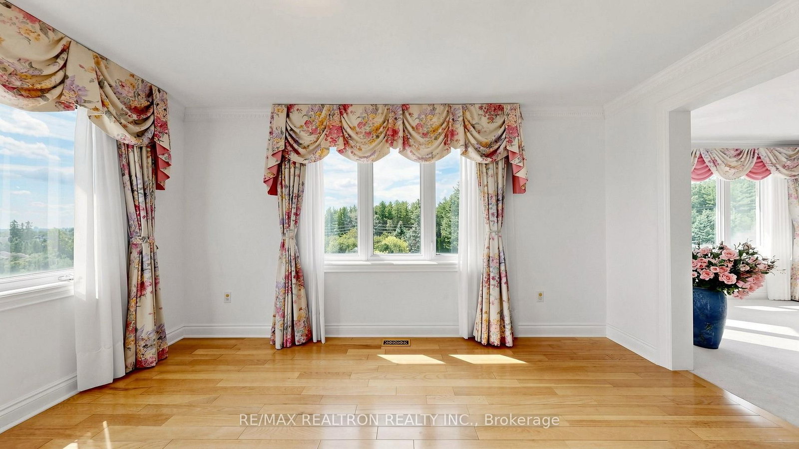 6 Kensington Drive • Richmond Hill, ON photo 19