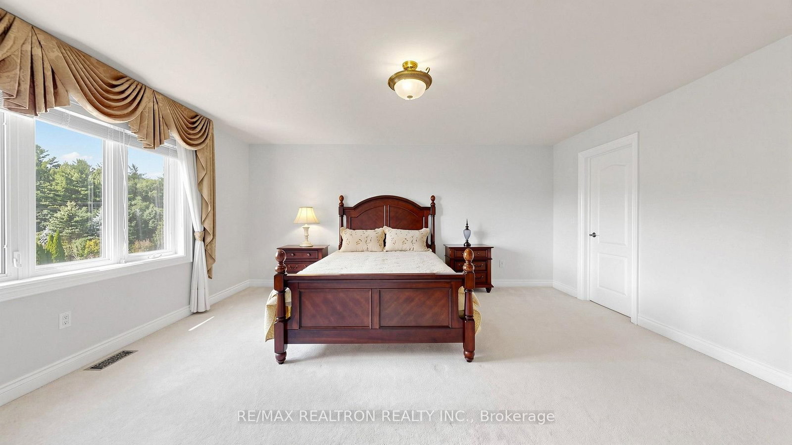 6 Kensington Drive • Richmond Hill, ON photo 21